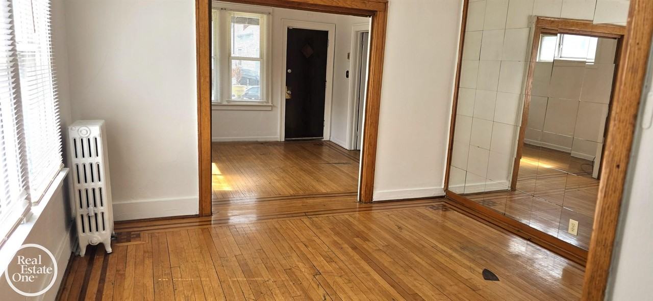 12080 Saint Aubin St - Photo 4 of 8