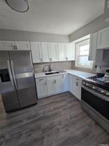 70 E Valley Stream Blvd Apt 2 #Apt 2 - Photo 1 of 1