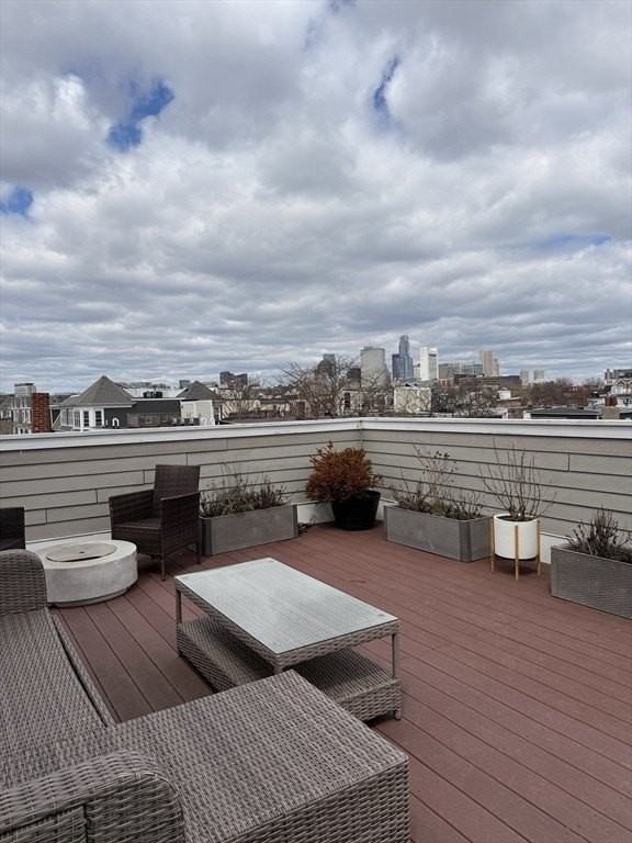 161 Tudor St Unit 3