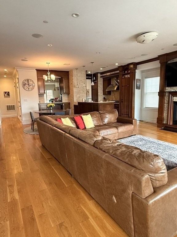 161 Tudor St Unit 3 - Photo 5 of 27