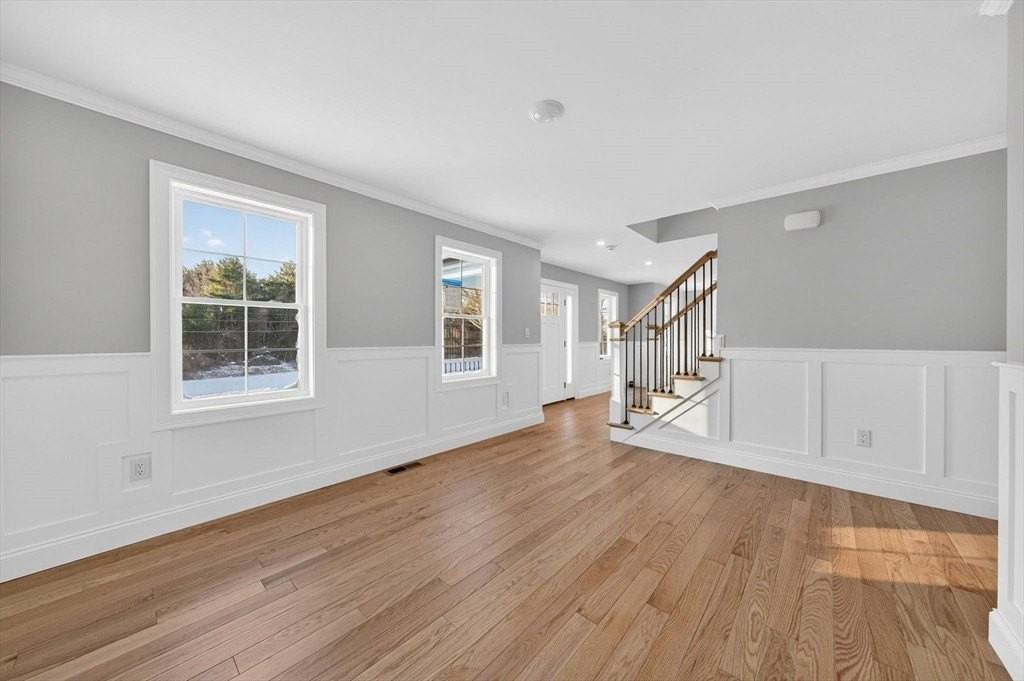 3 Earle St - Photo 7 of 42