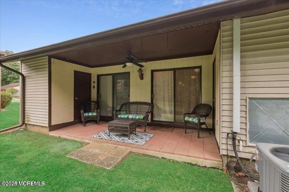 70 Overlook Way Unit E - Photo 3 of 20