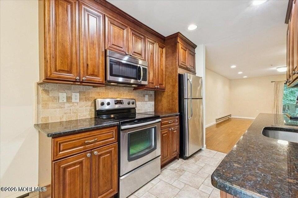 70 Overlook Way Unit E - Photo 4 of 20