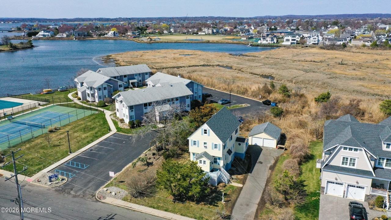 47 Valentine St - Photo 7 of 50