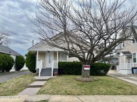 featured image of 246 7th Ave Unit 1