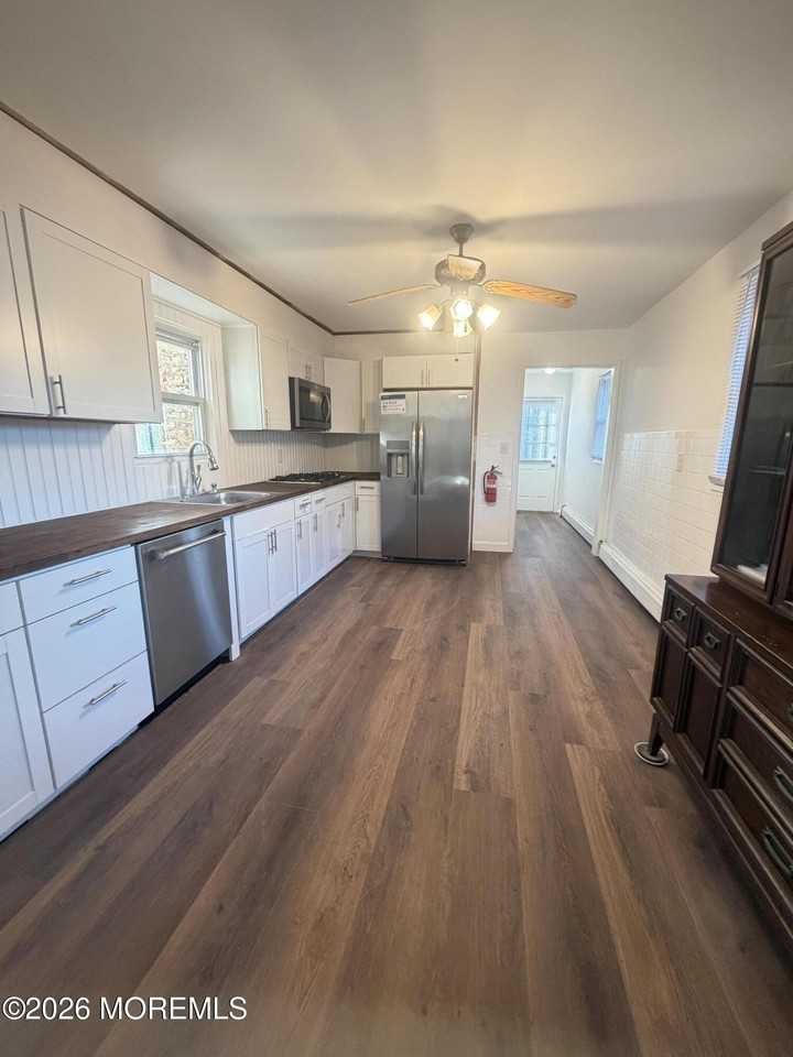 88 South Street unit: 1St Floor - Photo 2 of 12