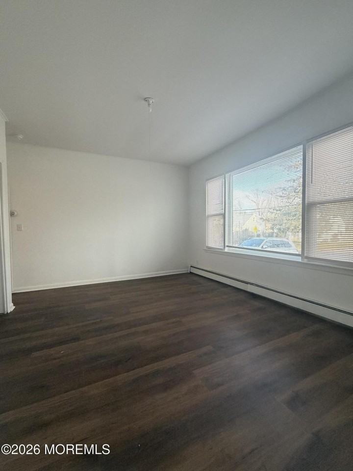 88 South Street unit: 1St Floor - Photo 6 of 12