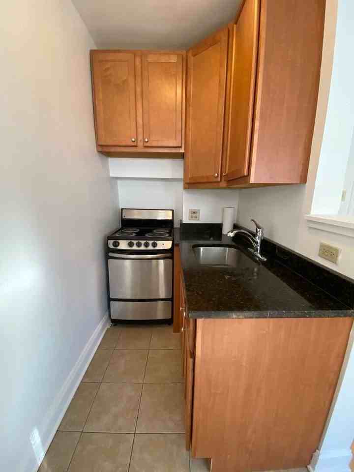 1332 W Hood Ave Apt 208 - Photo 3 of 7