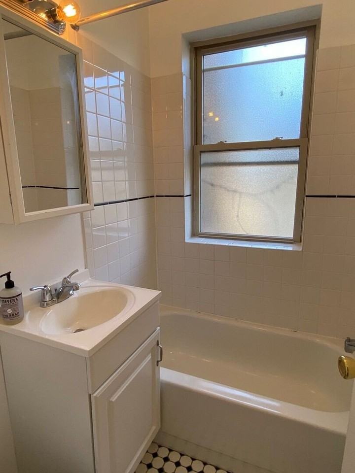 1332 W Hood Ave Apt 208 - Photo 7 of 7