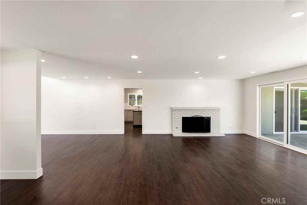 1901 Altura Dr - Photo 7 of 34