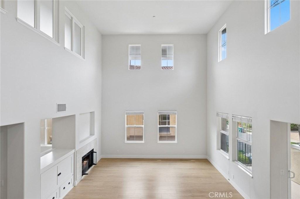 223 Lonetree - Photo 4 of 22