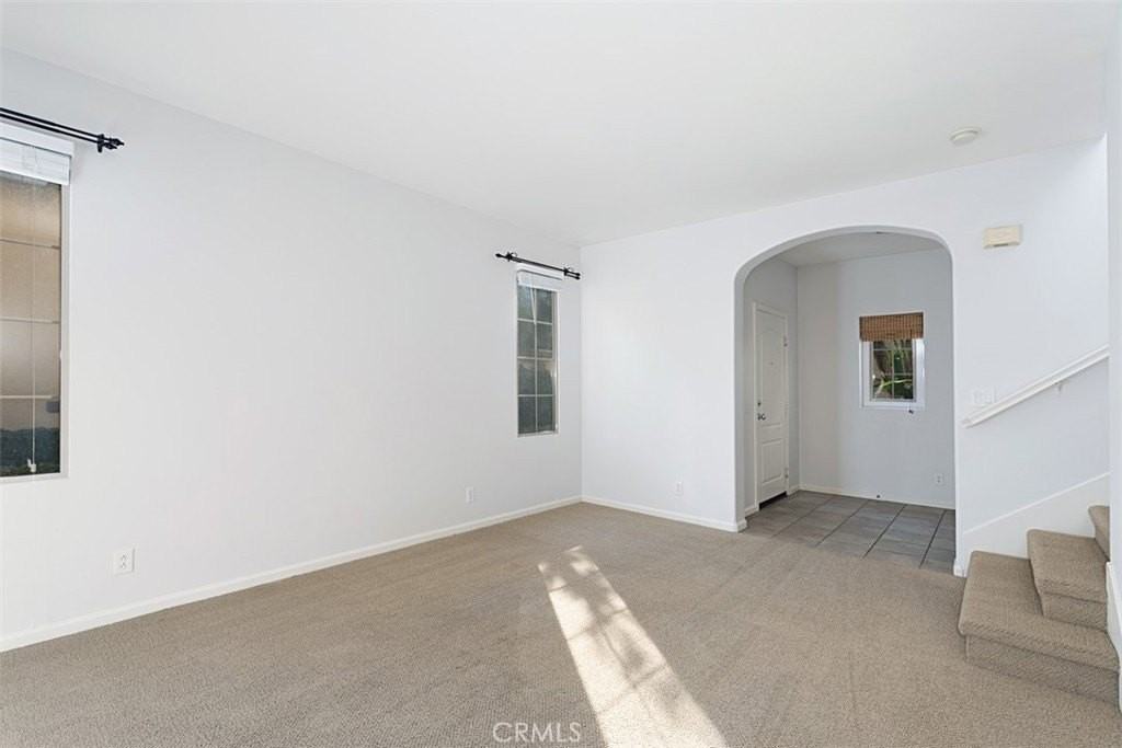 8 Iceberg Rose - Photo 6 of 46