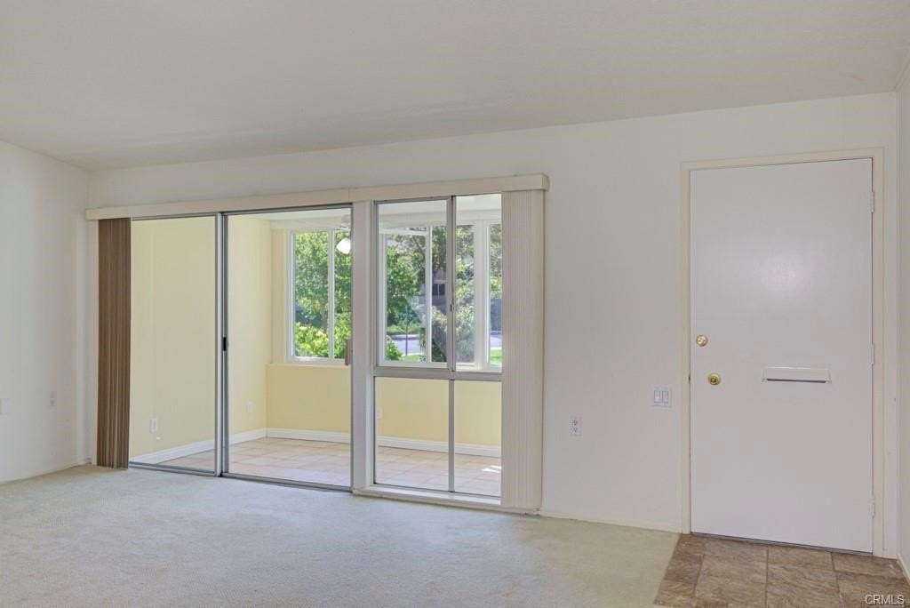 516 Calle Aragon #C - Photo 4 of 13