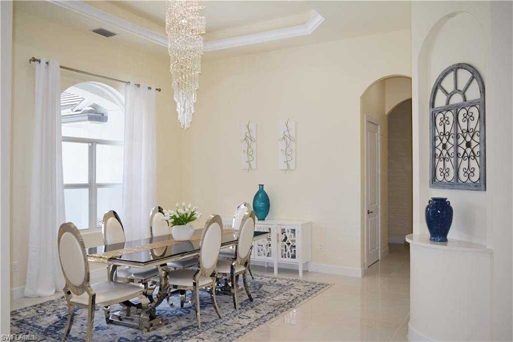 379 25th St Nw - Photo 7 of 32