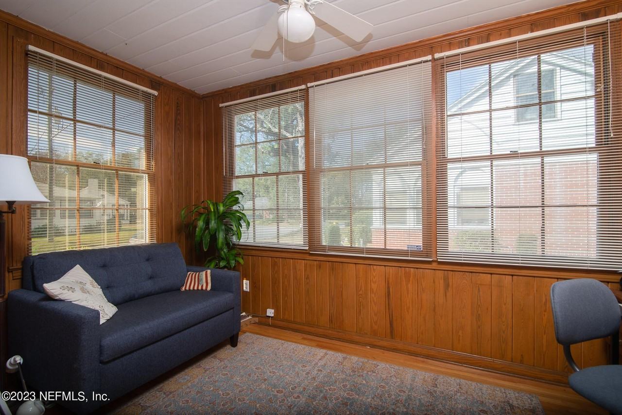 1007 S Shores Rd - Photo 5 of 14