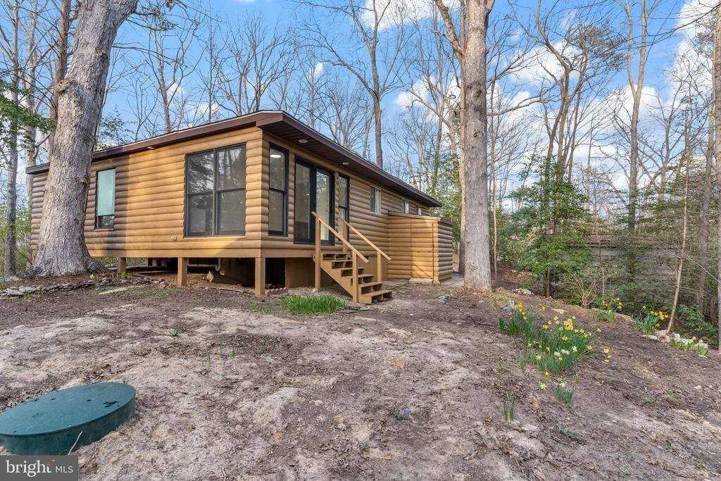 12403 Ridge Rd - Photo 4 of 21