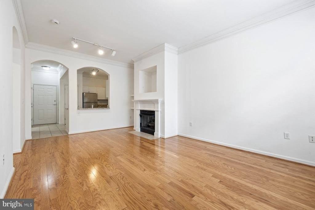 7 Booth St #109 - Photo 3 of 28