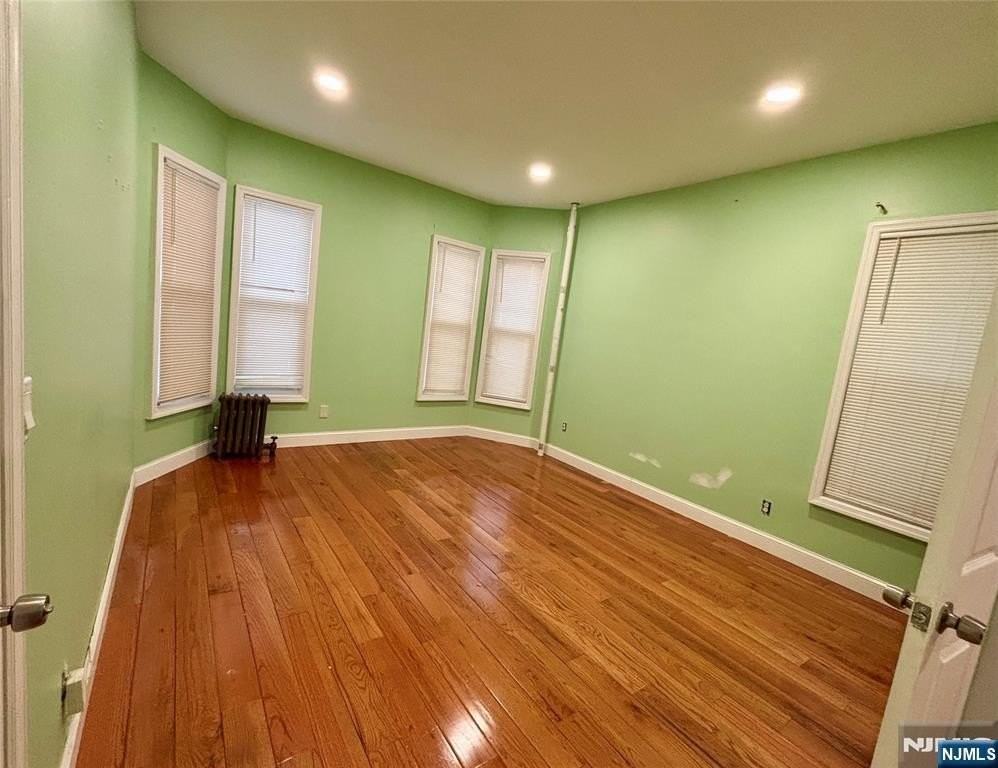 129 Central Ave 1st Fl - Photo 4 of 13