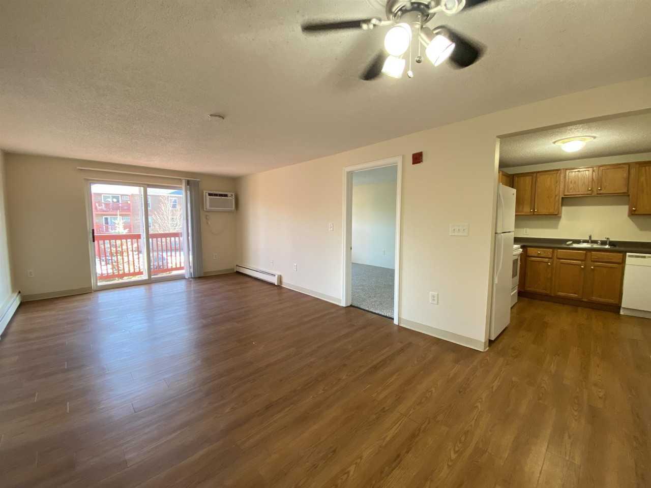 96 Powers St #200 - Photo 4 of 36