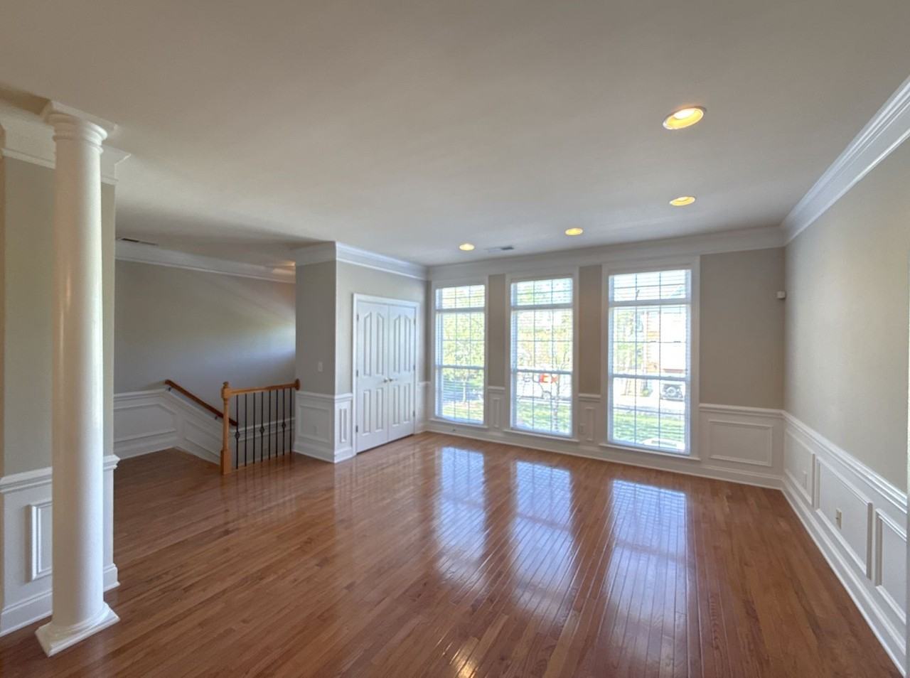 2613 Huntman Way - Photo 3 of 29
