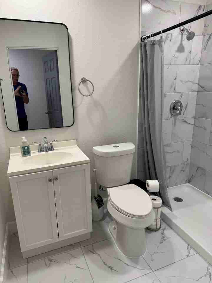 Hogue St - Photo 4 of 41