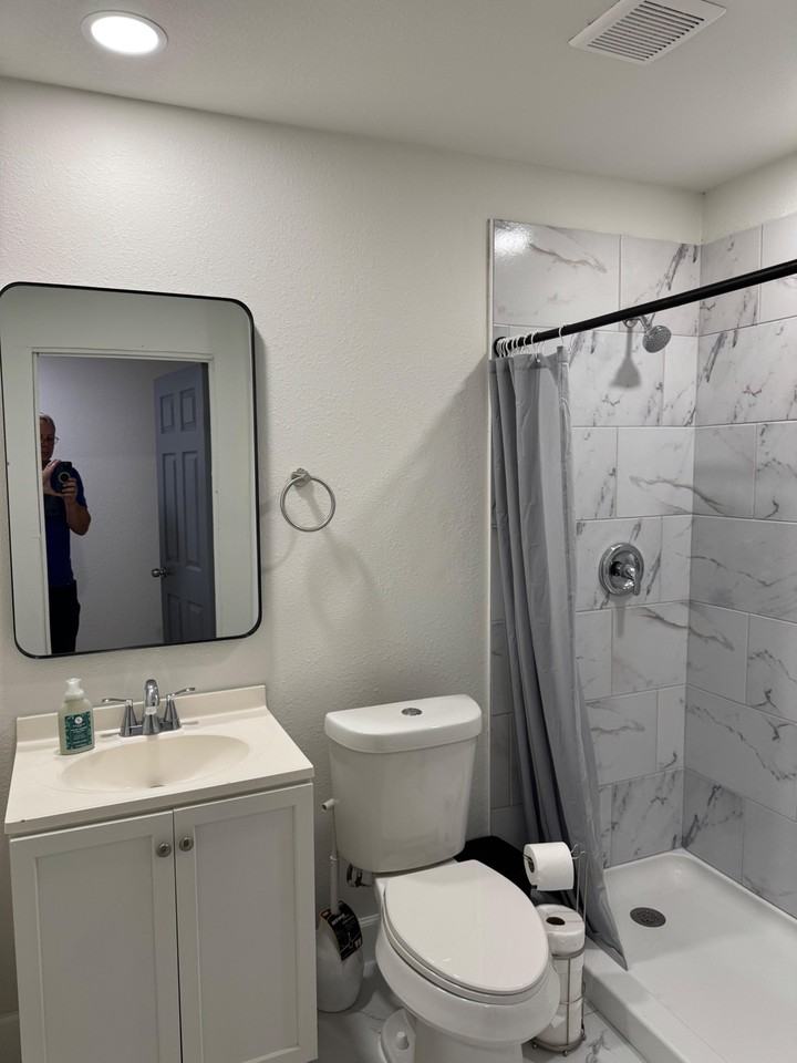 Hogue St - Photo 6 of 41