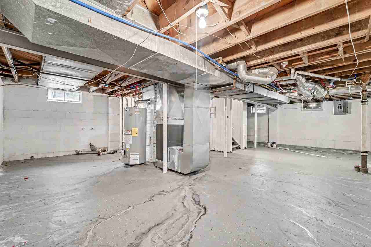 Wilshire Dr - Photo 6 of 22