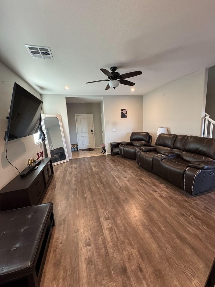 Alta Peak Ct - Photo 3 of 6