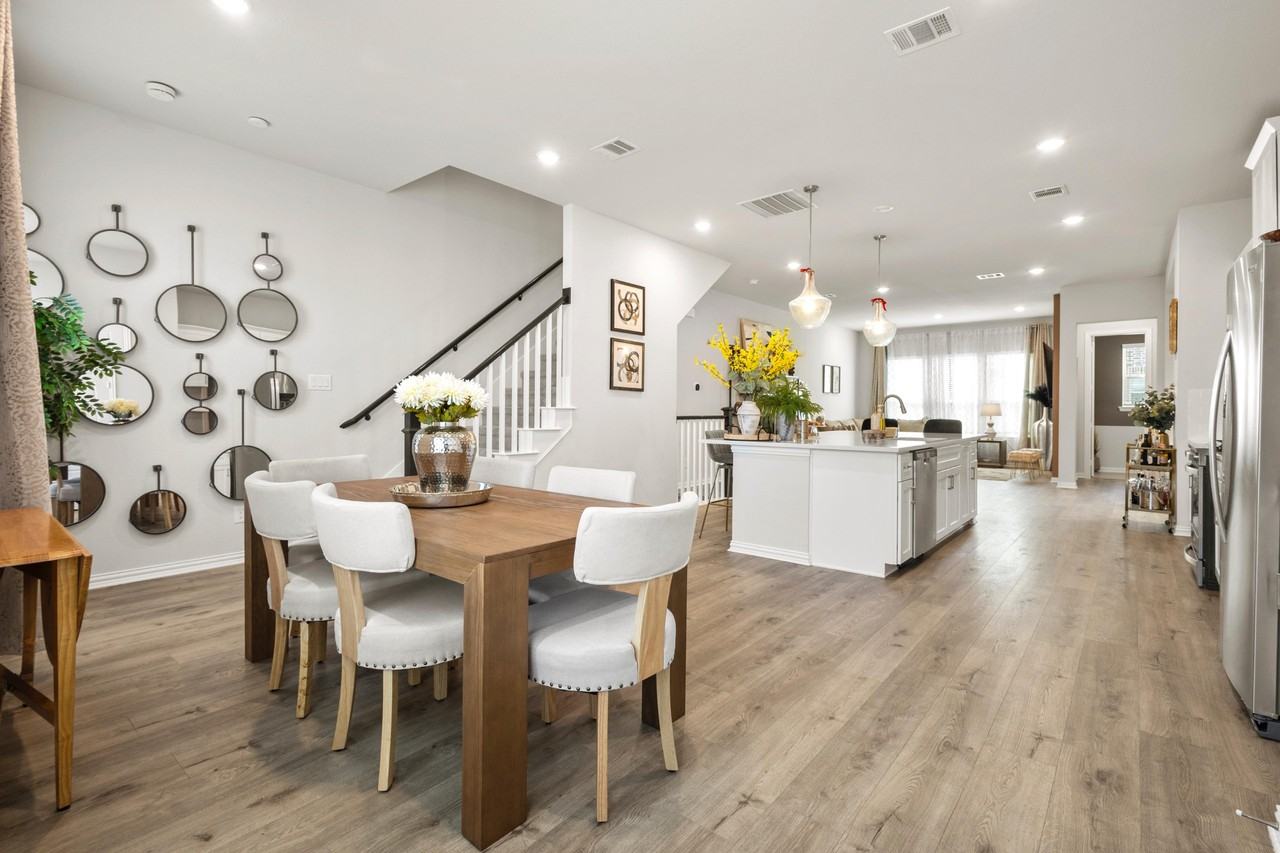 Sheboygan Ave - Photo 7 of 28