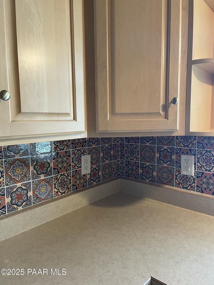 873 N Old Chisholm Trl Apt A - Photo 4 of 8