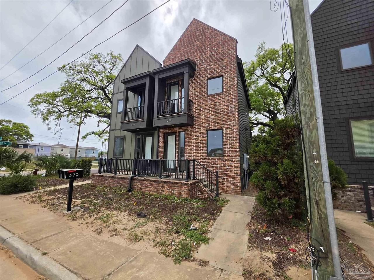 379 S Clubbs St #A - Photo 2 of 22