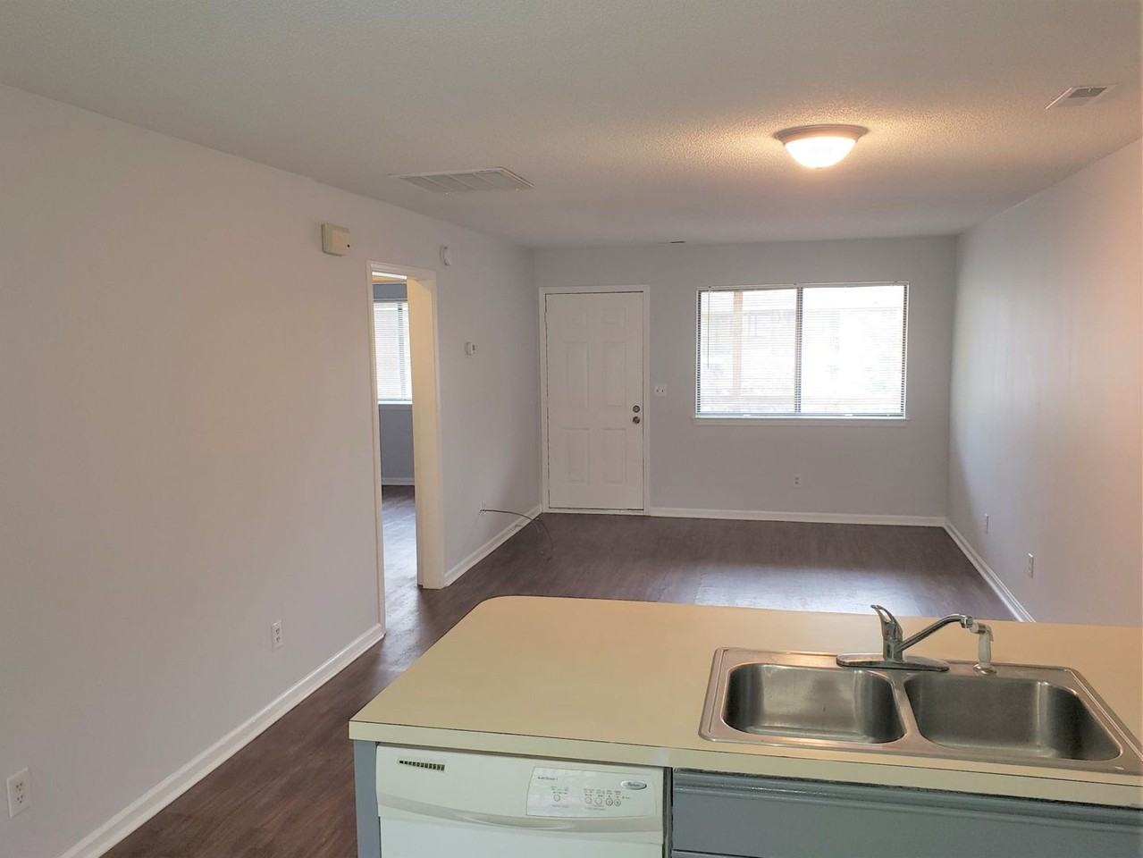 522 S Kerr Ave #40 - Photo 7 of 21