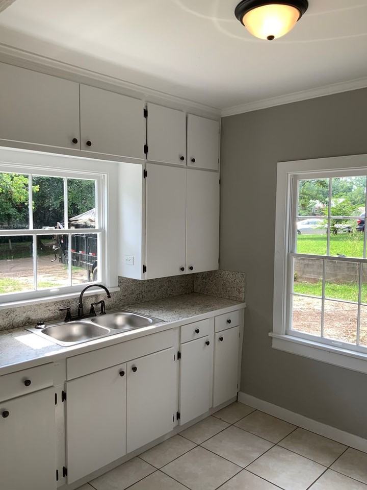 507 Jefferson Pl - Photo 4 of 17