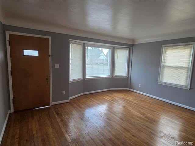 1536 Hollywood St - Photo 6 of 24