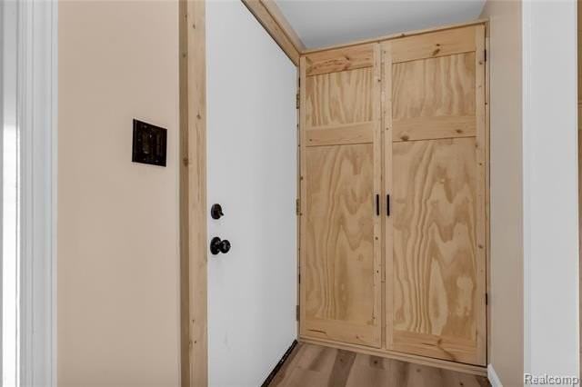 16816 Inverness St - Photo 3 of 22