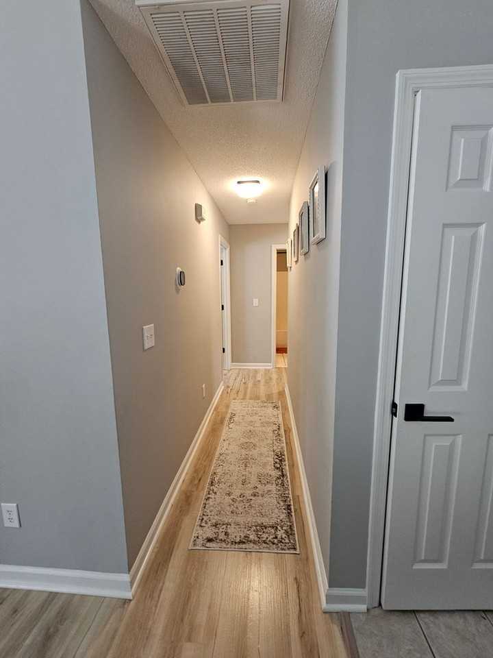 248 Shellbank Dr - Photo 5 of 10