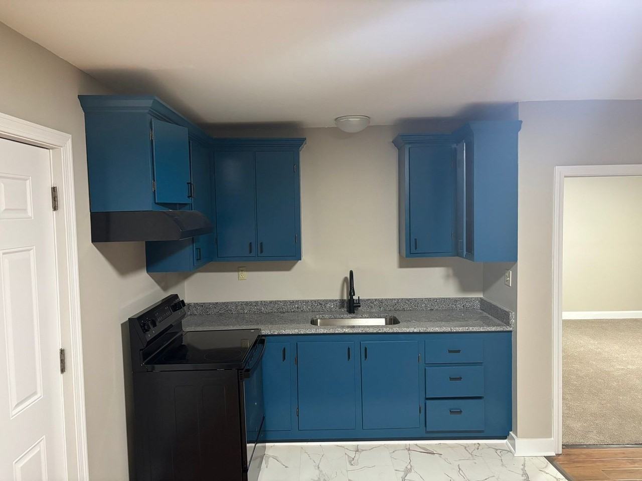 90 W River St - Photo 3 of 13