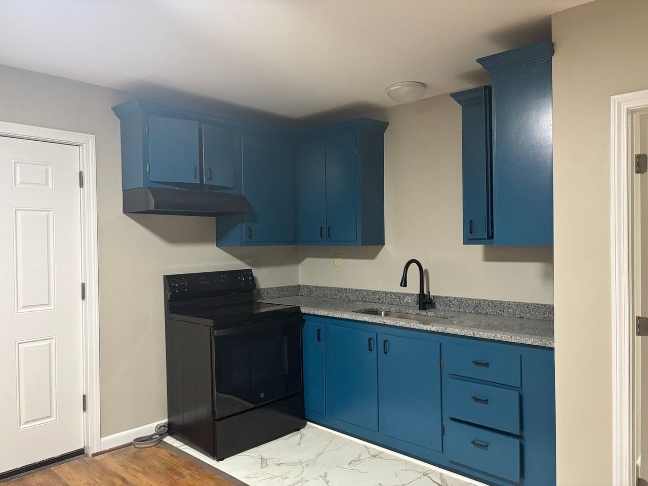 90 W River St - Photo 5 of 13