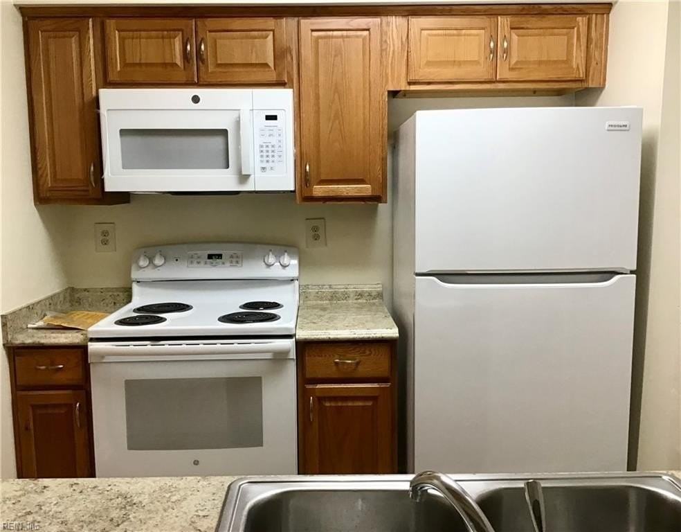 4205 Beasley Ct - Photo 7 of 25