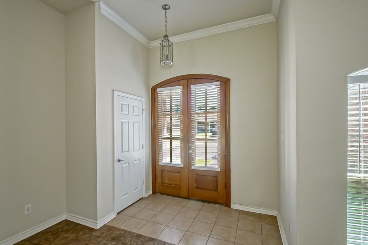 26267 Avoyelles Ave - Photo 2 of 12