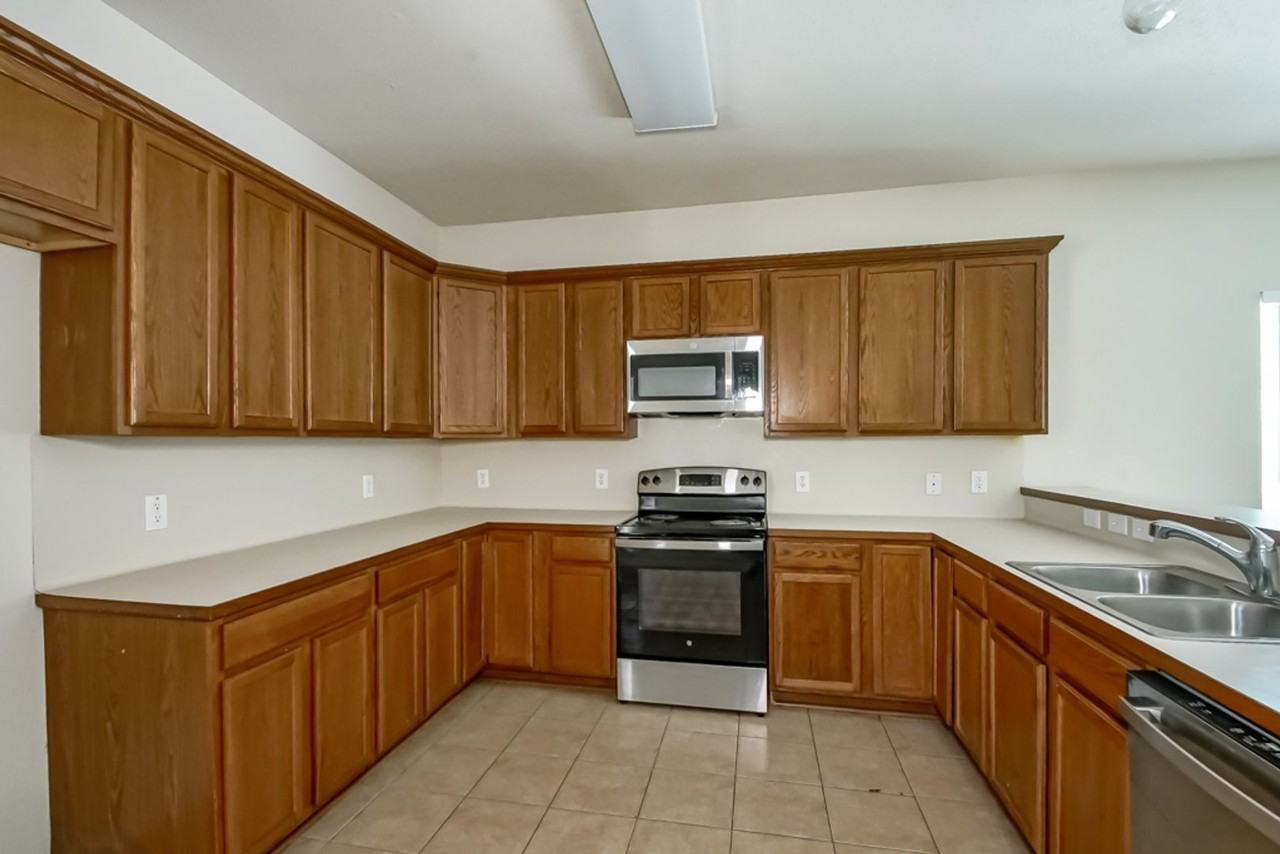 26267 Avoyelles Ave - Photo 6 of 12