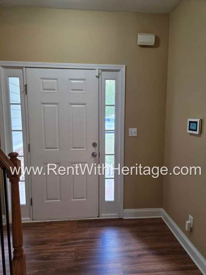 4855 Panola Ct - Photo 4 of 35