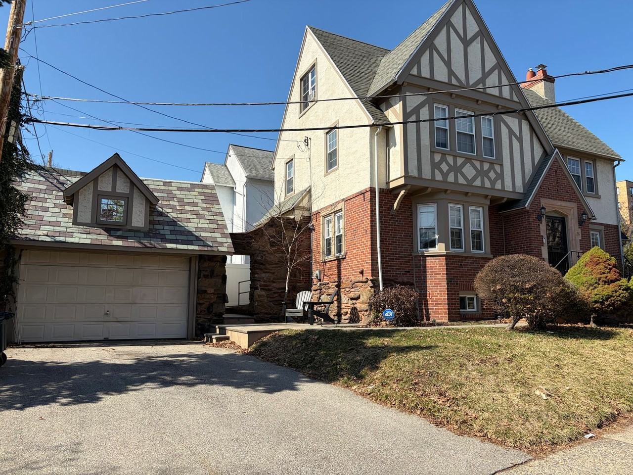 26 Old Lancaster Rd - Photo 2 of 30