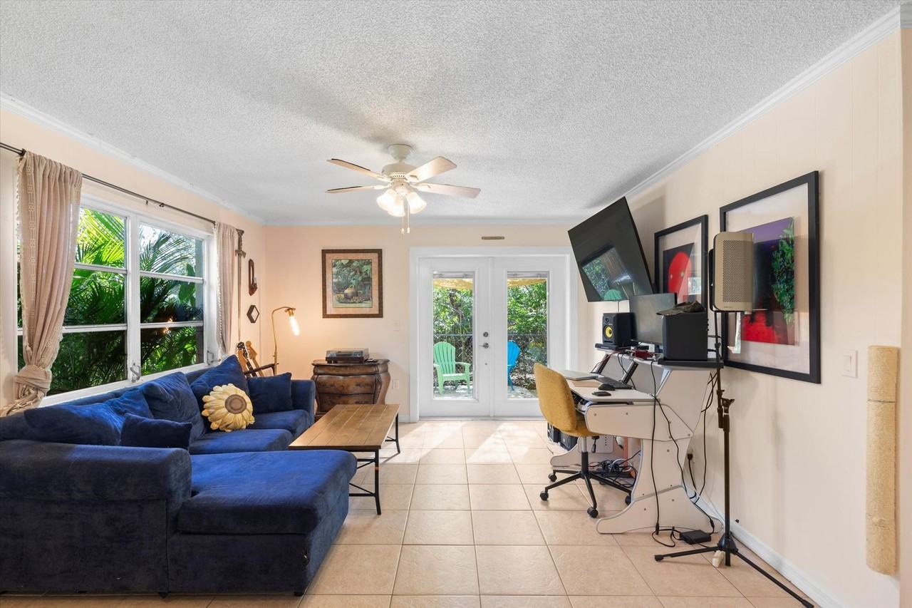 29284 Coconut Palm Dr - Photo 7 of 28