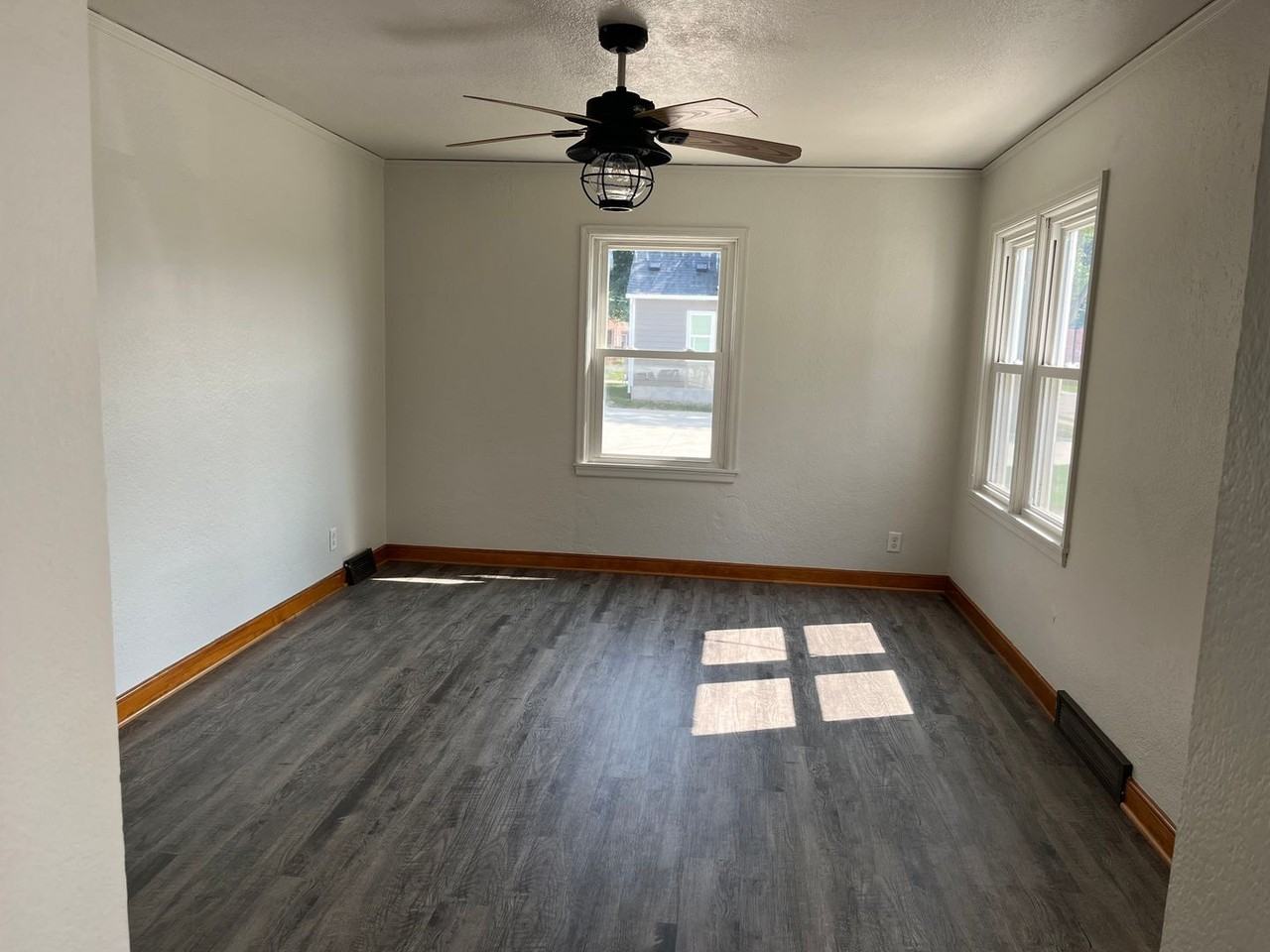 7003 Madison Ave - Photo 5 of 14