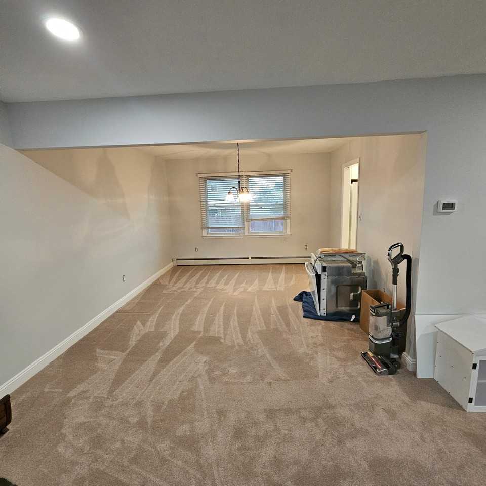 121 Henry Street - Photo 2 of 11