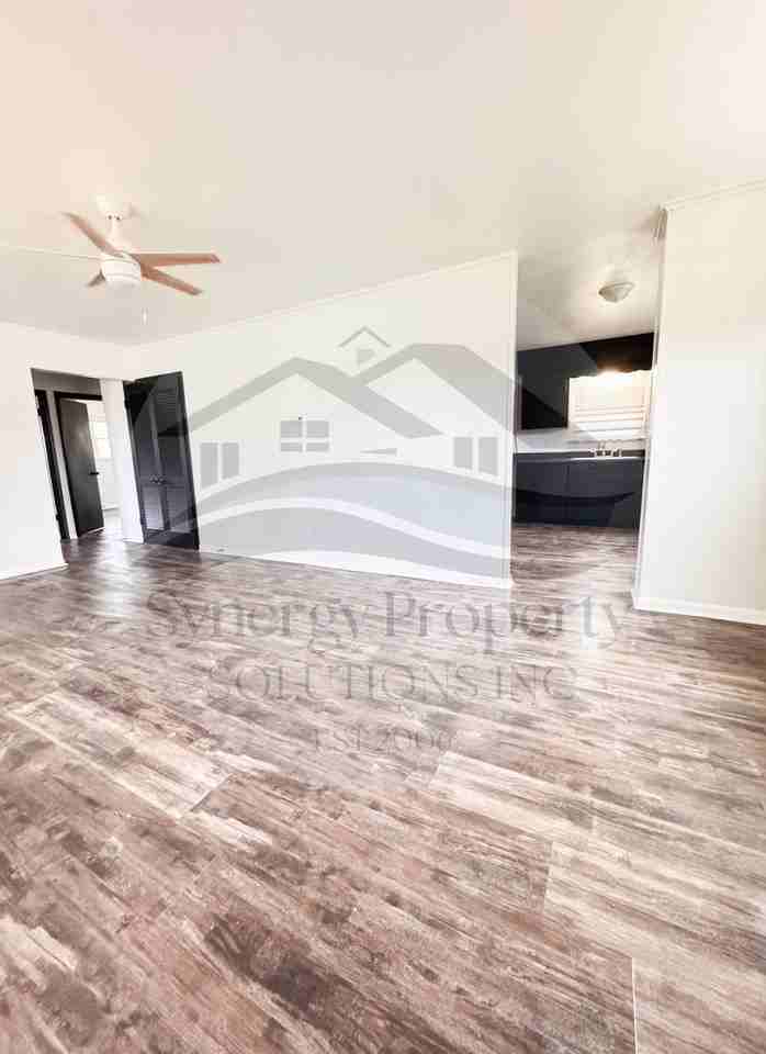 165 Willowbrook Dr - Photo 7 of 10