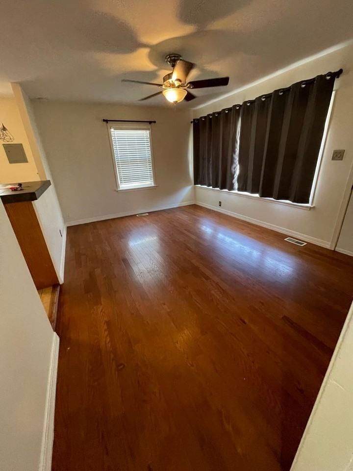 2415 Gano St - Photo 3 of 7