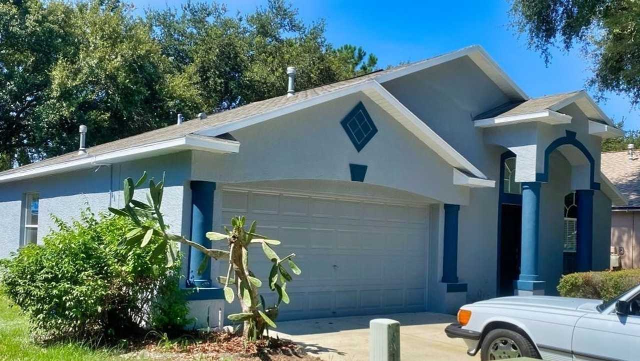 727 Somerstone Dr - Photo 3 of 10