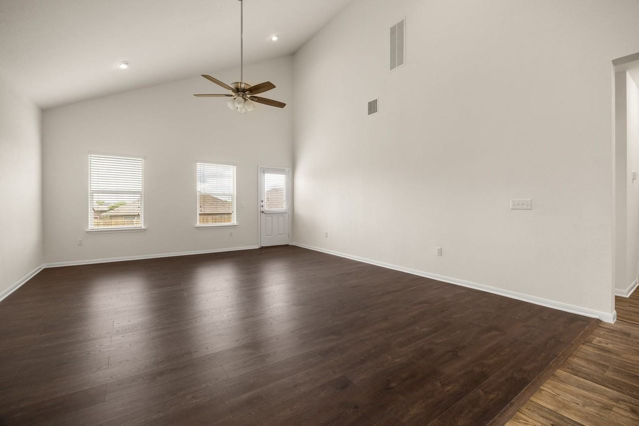 404 Pentire Way - Photo 7 of 18